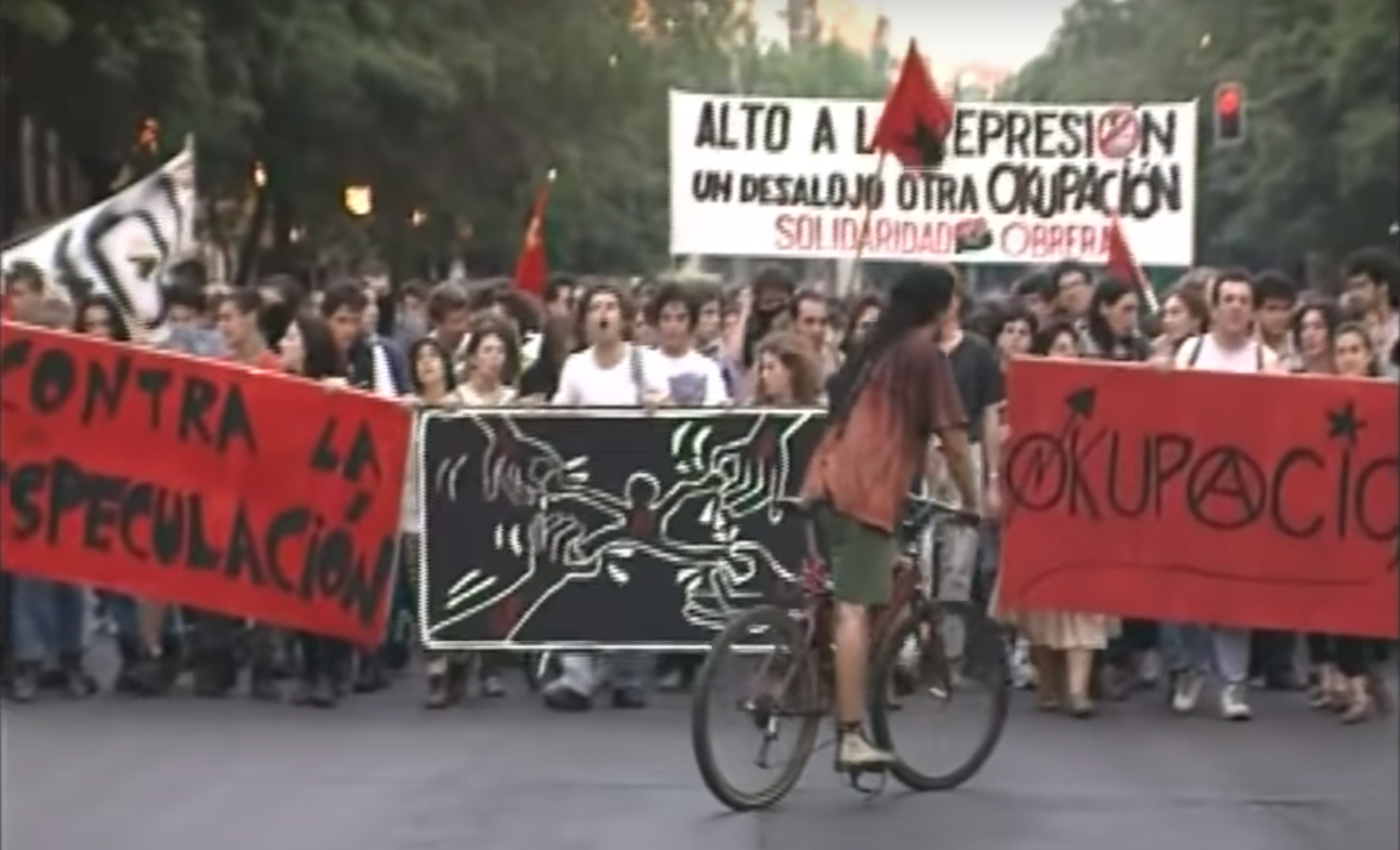 Fotografia de una manifestación por la okupación